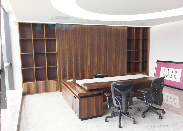 領(lǐng)導(dǎo)辦公區(qū)域.jpg 領(lǐng)導(dǎo)辦公區(qū)域.jpg