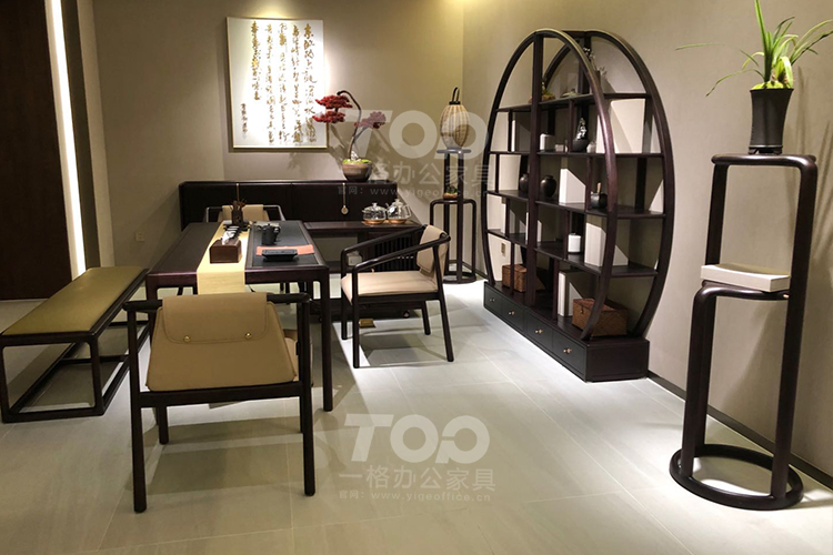 茶臺(tái)側(cè)面.jpg 茶臺(tái)側(cè)面.jpg