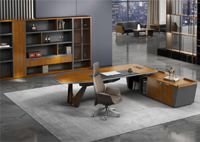 領(lǐng)航班臺”系列