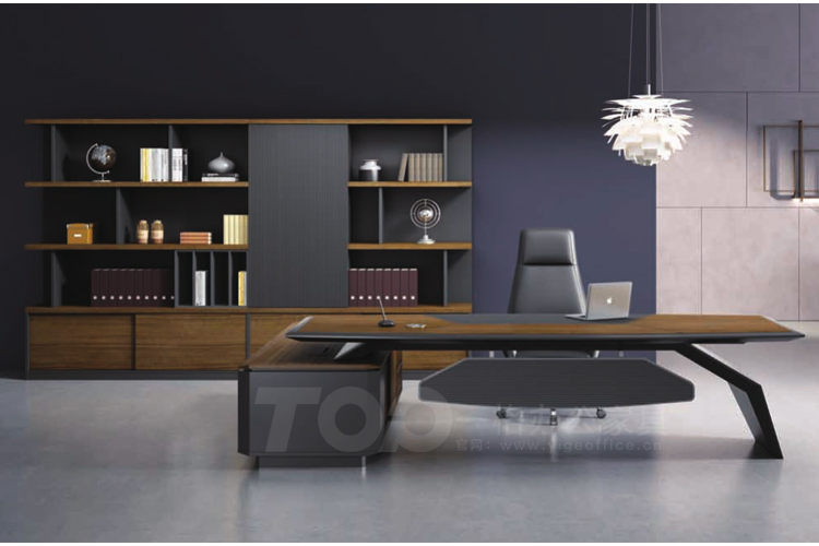 銳馳班臺(tái).jpg 銳馳班臺(tái).jpg