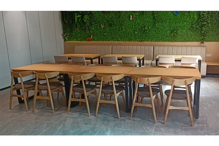 職員餐桌.jpg 職員餐桌.jpg